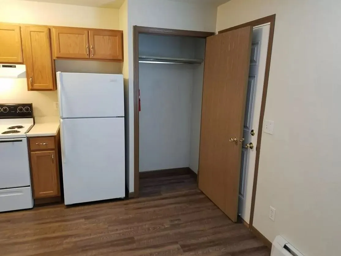 2 bed, 800 sqft, $925 — Photo 4