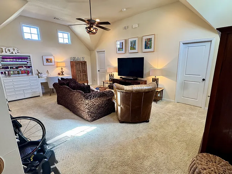 5820 Palo Pinto Ave — Photo 20