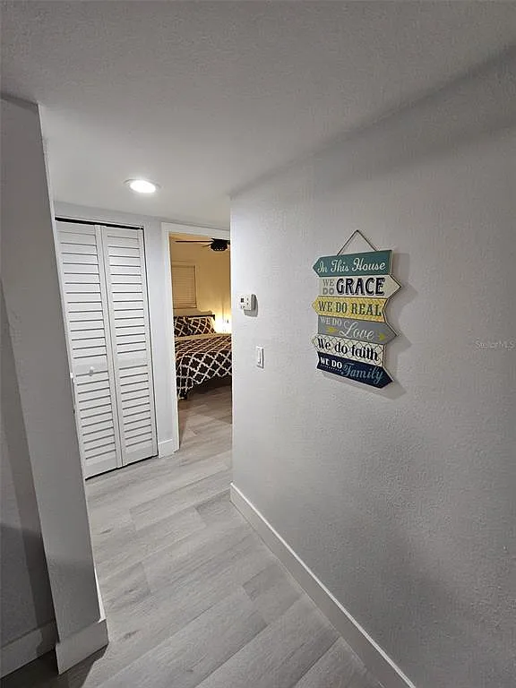 2 bed, 1.0 bath, 900 sqft, $1,950 — Photo 3