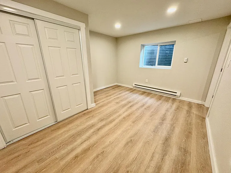 935 S Sheridan Blvd — Photo 19