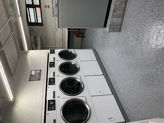 Sold by Politan Real Estate | media 12