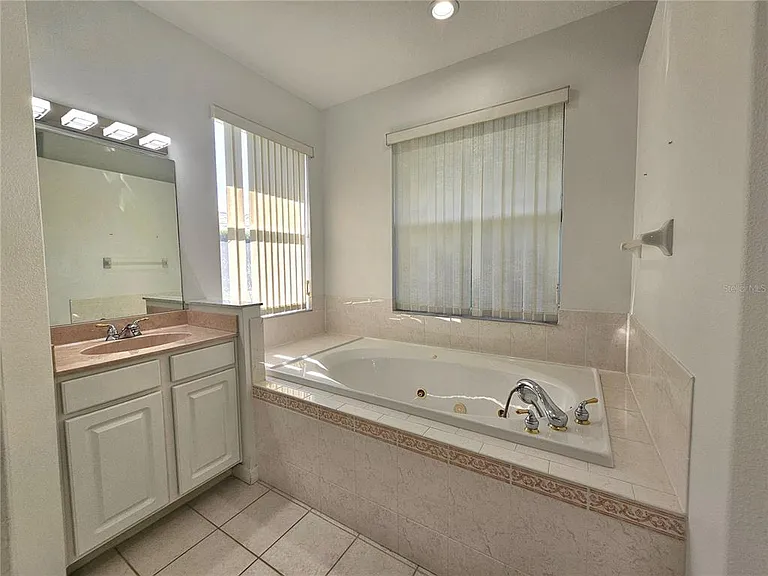 2307 Messenger Cir — Photo 12
