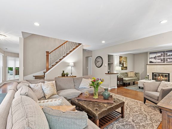 5th image of 1618 N Saint Michaels Ct