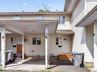 790 Holt St #3, Kamloops, BC V2B 5G4
