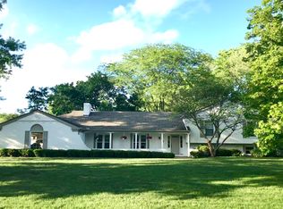 1955 Indian Head Rd, Dayton, OH 45459