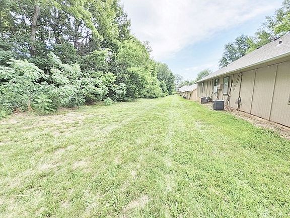 3rd image of 3317-19 NW Mill Dr