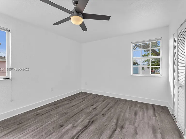 1541 NW 1st Ct — Photo 13