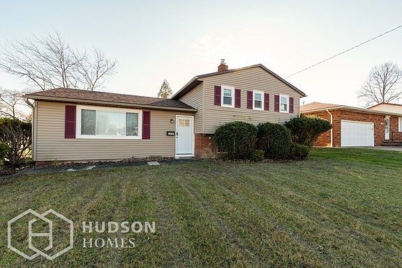 1st image of 24730 Robinia Dr