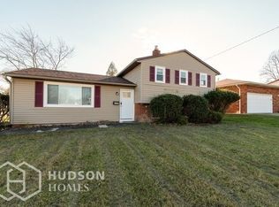 24730 Robinia Dr, Bedford Heights, OH 44146