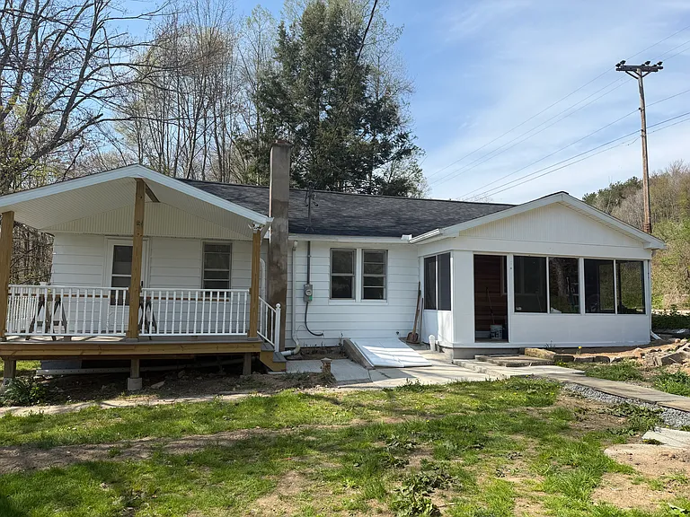 107 Fruehan Ln — Photo 5
