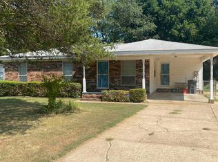 7 Evergreen Dr, Searcy, AR 72143