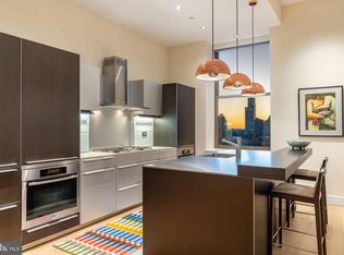 210 W Washington Sq APT 12NW, Philadelphia, PA