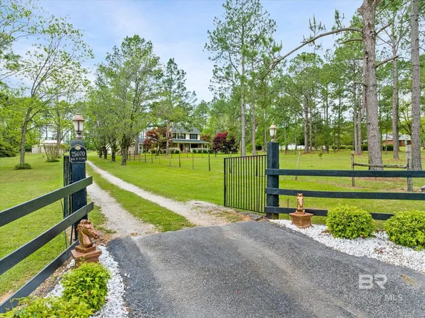 25070 Patterson Rd, Bay Minette, AL 36567