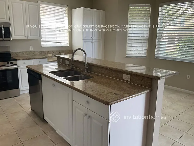 1560 Fiddlewood Ct — Photo 5