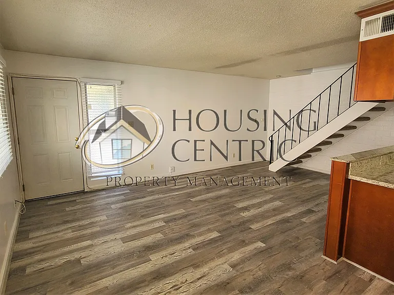 9013 Montoya St #3 — Photo 5