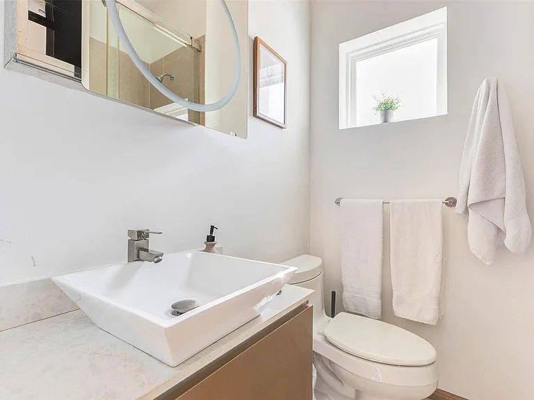 4115 Chartres St — Photo 39
