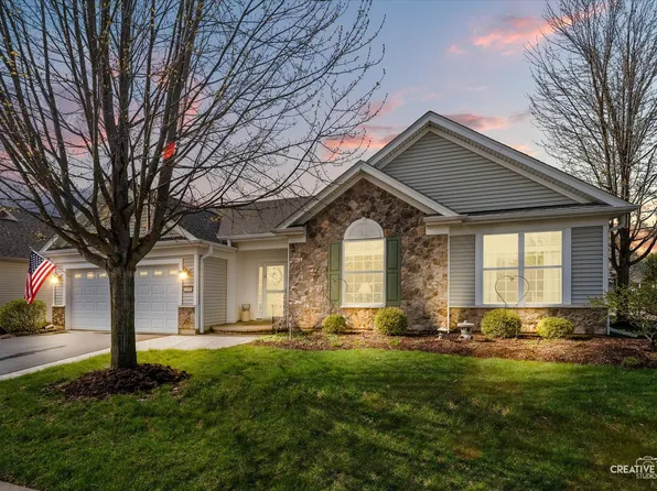 (undisclosed Address), Elgin, IL 60124