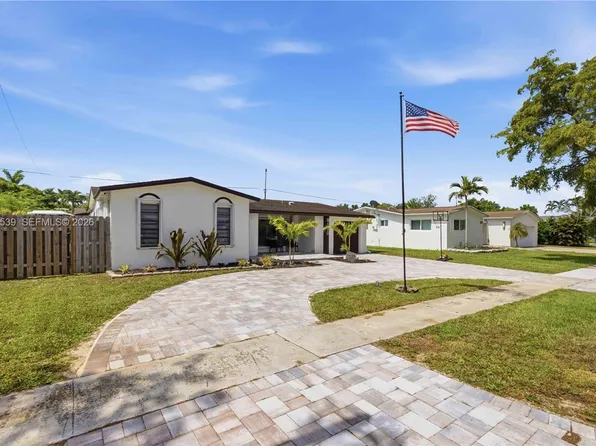 9120 SW 55th St, Cooper City, FL 33328