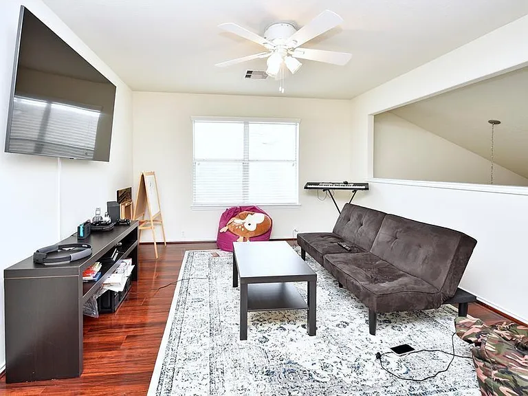 7215 Ravenswood — Photo 20