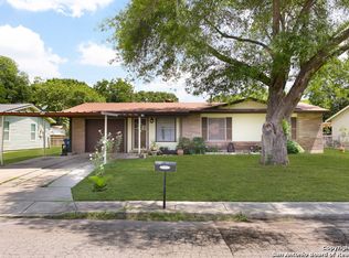 5203 Redding Ln, Kirby, TX 78219