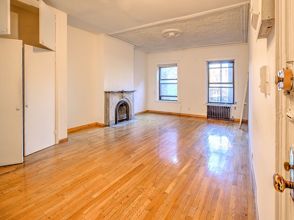 1st image of 331 E 17th St APT 4
