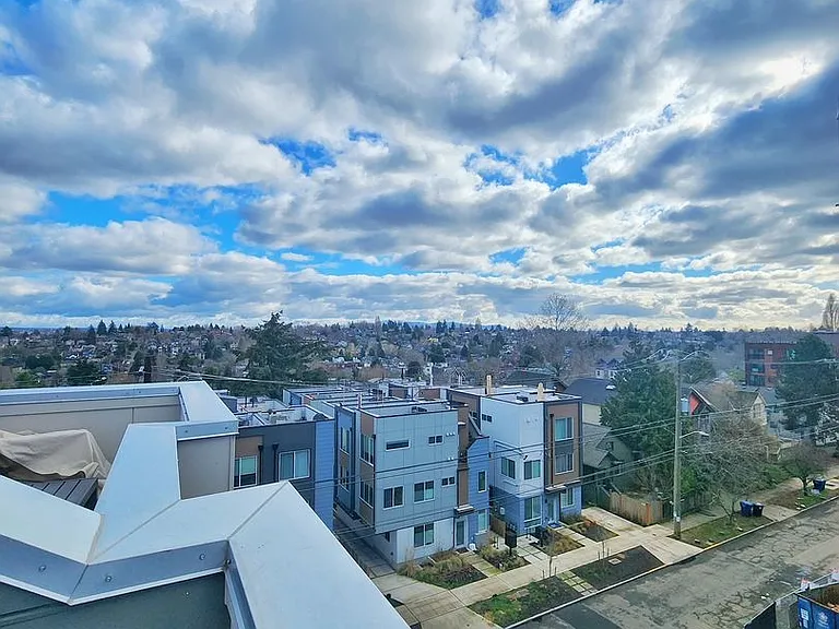 1431 24th Ave #E — Photo 17