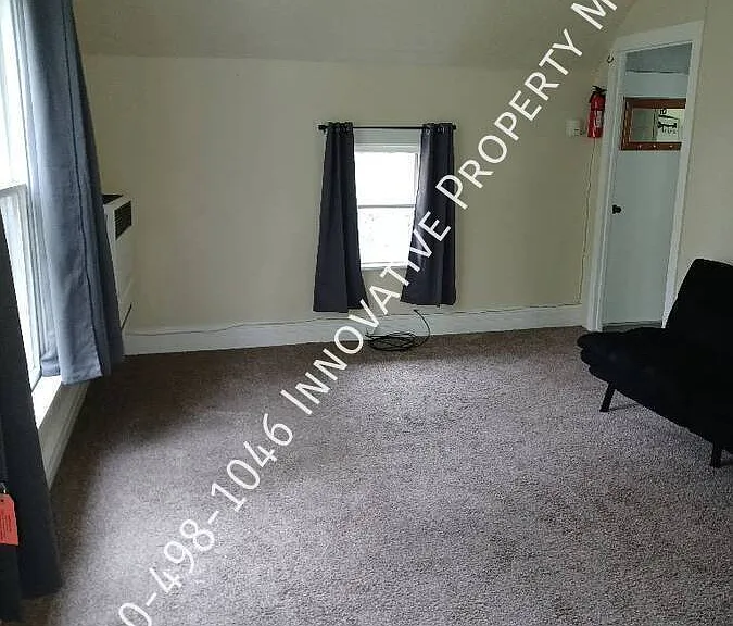 302 Pine St #3 — Photo 4