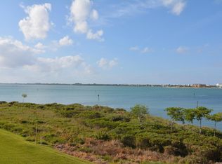 32 Harbour Isle Dr W UNIT 303, Fort Pierce, FL 34949