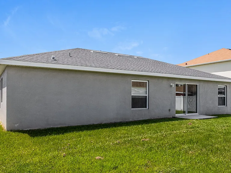 433 Bloomfield Dr — Photo 16