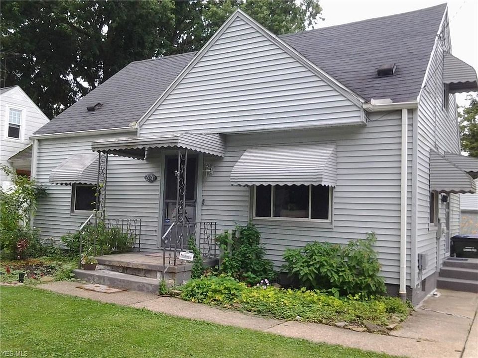 1st image of 2674 8th St