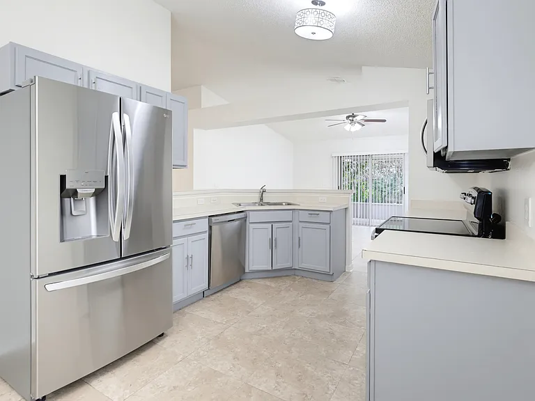 3015 Elbib Dr #1 — Photo 7