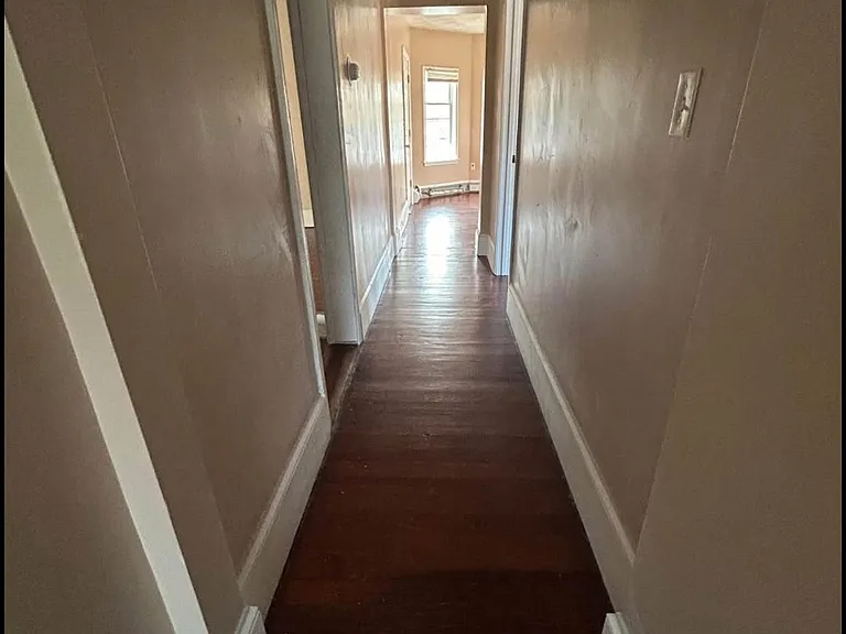 118 Donelson St — Photo 3