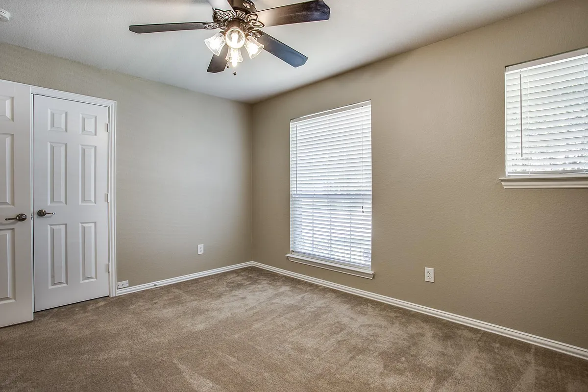 Building Photo - 2820 Red Wolf Dr