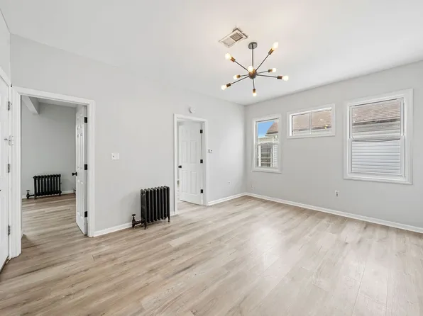210 West Price Street, 210 W Price St #2L, Linden, NJ 07036