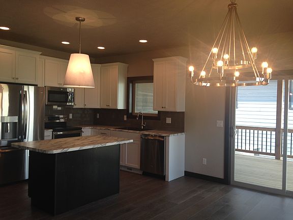 Kitchen/Dining