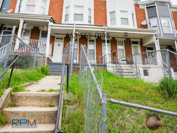 2944 Clifton Ave
