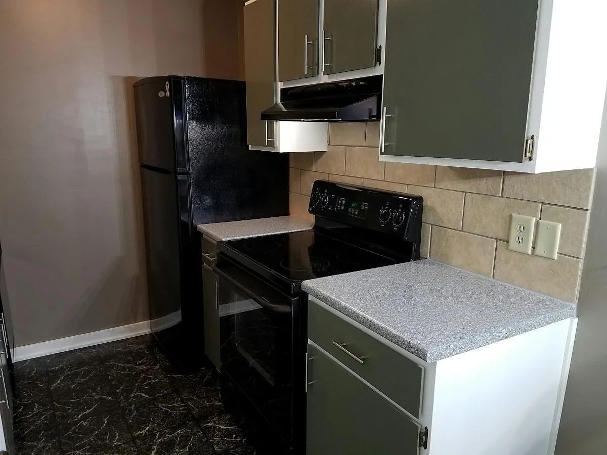 2 bed, 671 sqft, $750 — Photo 4