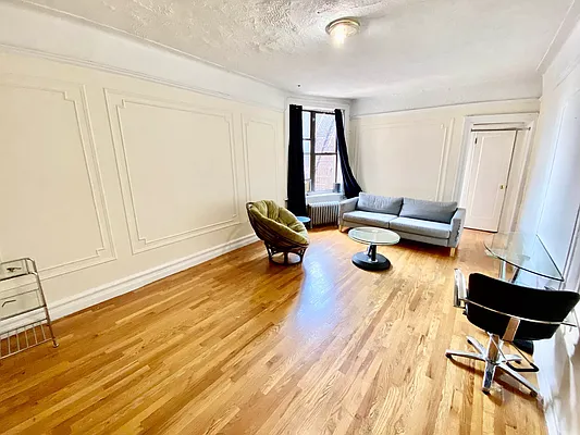 Rented by Realty Nerd | media 13