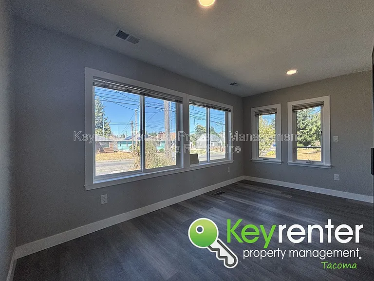 1520 S 56th St #1 — Photo 3