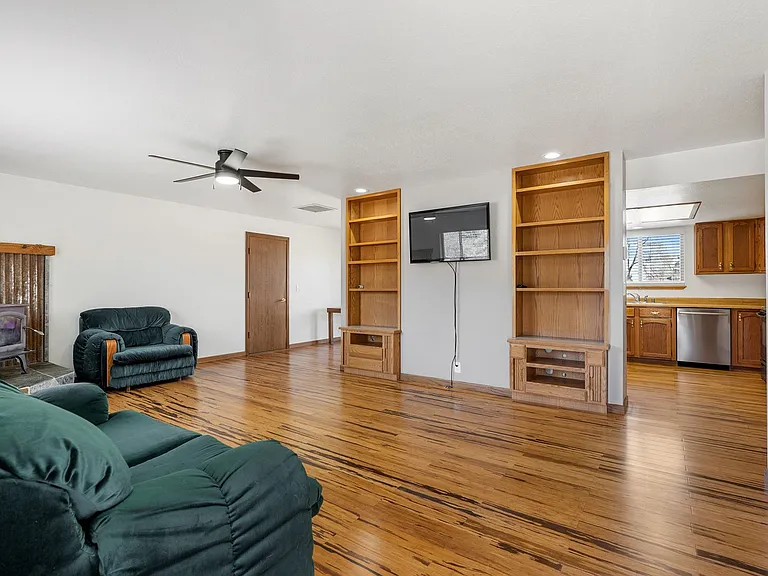 11375 Heartpine St — Photo 2
