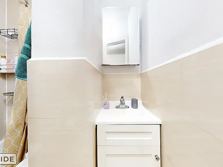 86 E 4th St #6 — Photo 5