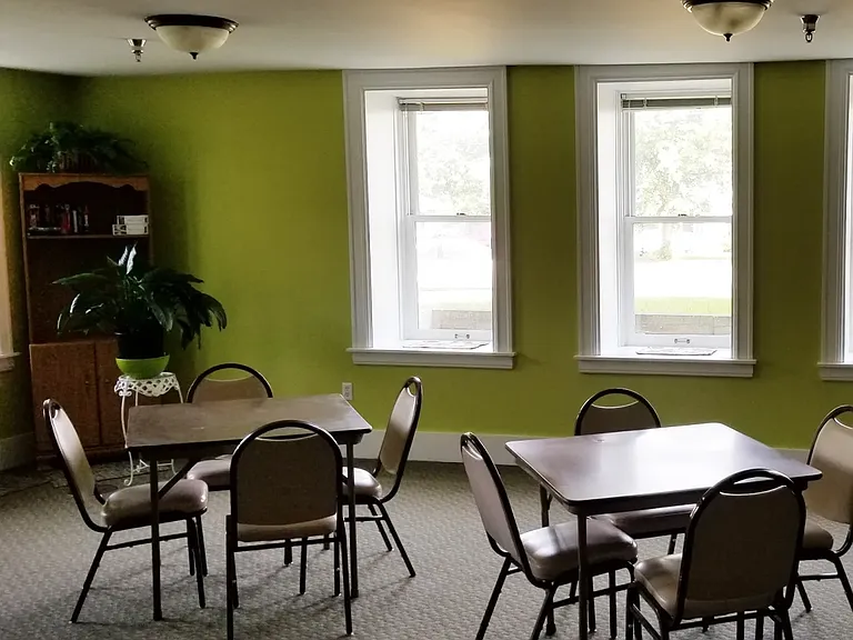 Stonehouse Apartments — Photo 14