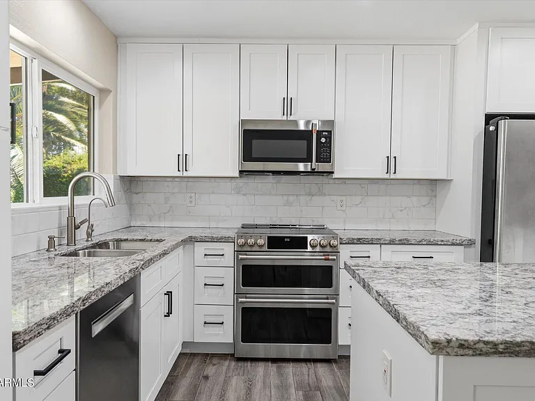 8642 E San Bruno Dr — Photo 6