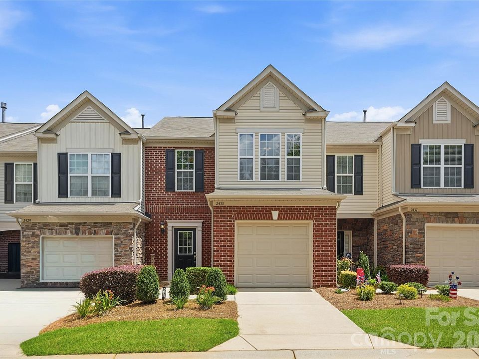 1st image of 2433 Diplomat Ln
