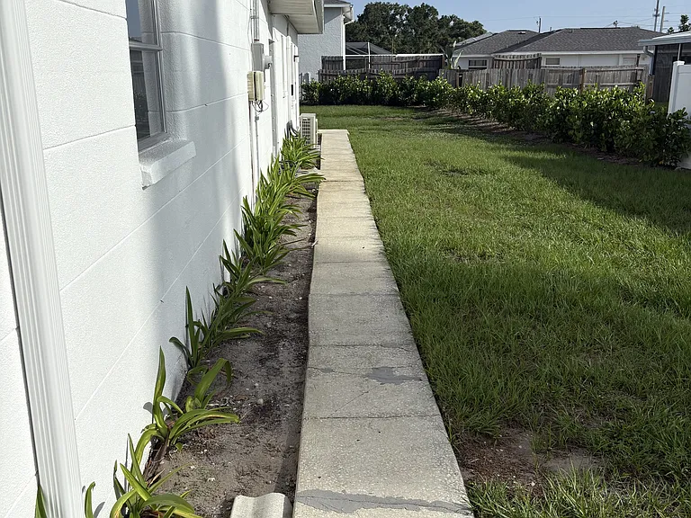 108 Charles Dr — Photo 15