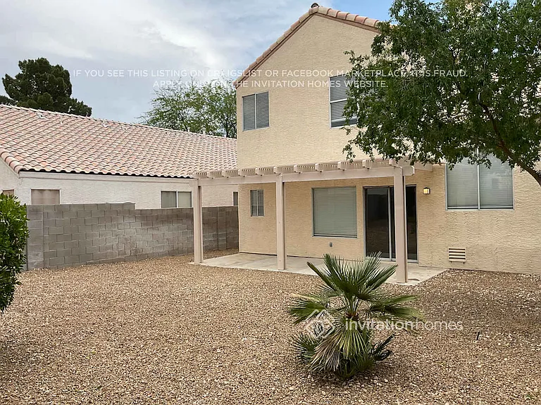 5725 Pebble Rock Dr — Photo 16
