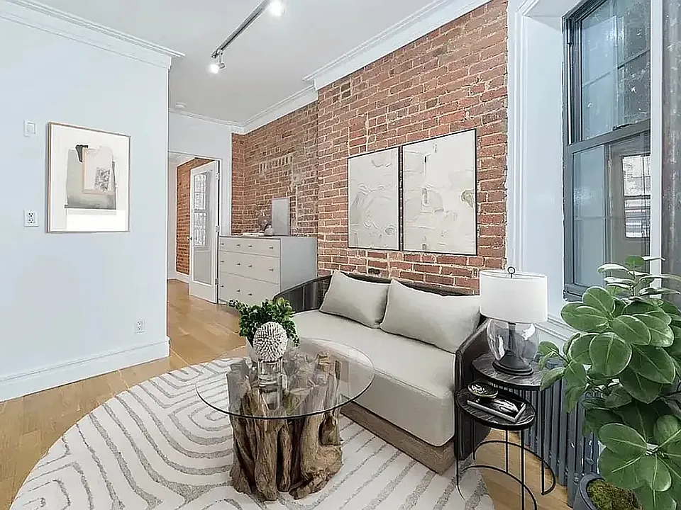247 Broome St #2B
