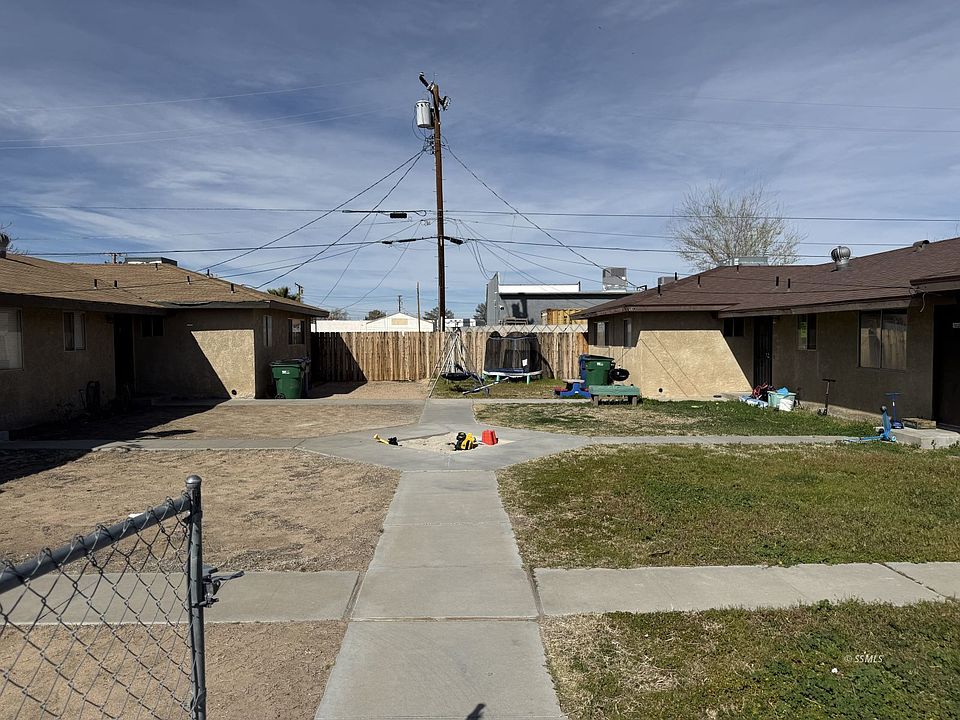 1st image of 120 Parkview Ave