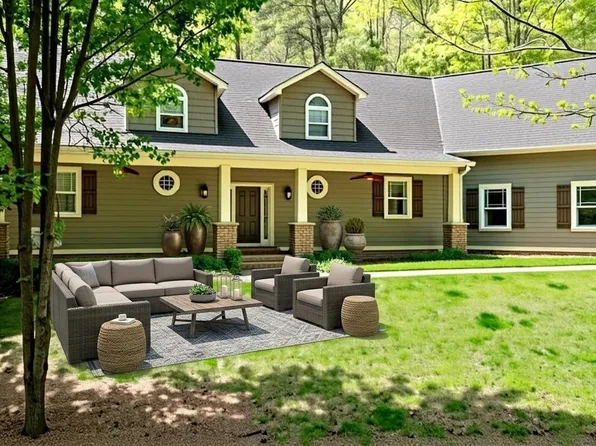 120 Hungate Dr, Travelers Rest, SC 29690