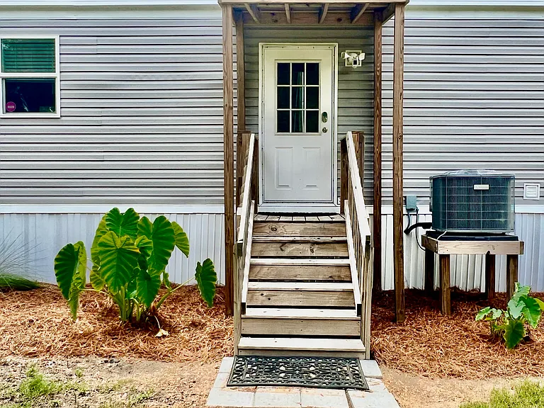8183 Oyster Factory Rd — Photo 37